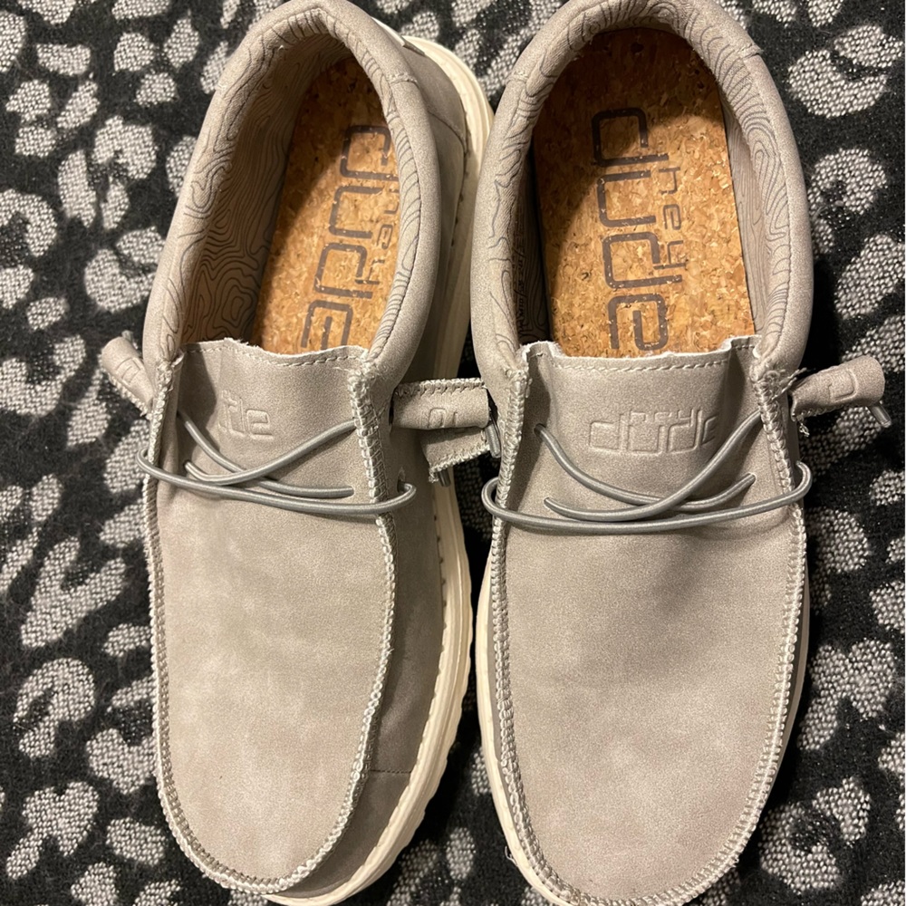 HEY DUDE SHOES ~NWOT~SHOES ARE LIGHT GRAY
